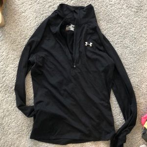 Light weight under armor quarter zip